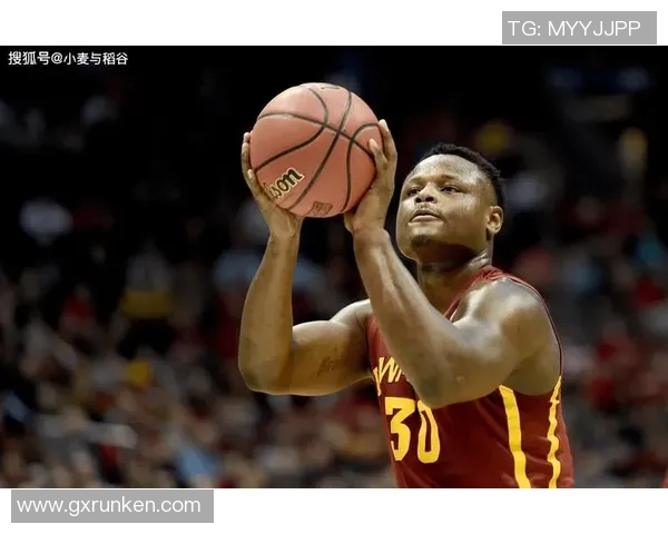 国王赛场细节引关注小动作引发激烈讨论成焦点