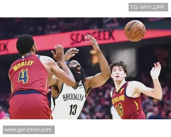 超级对决焦点来袭篮网大战掀起热潮全场瞩目赛事成最大亮点